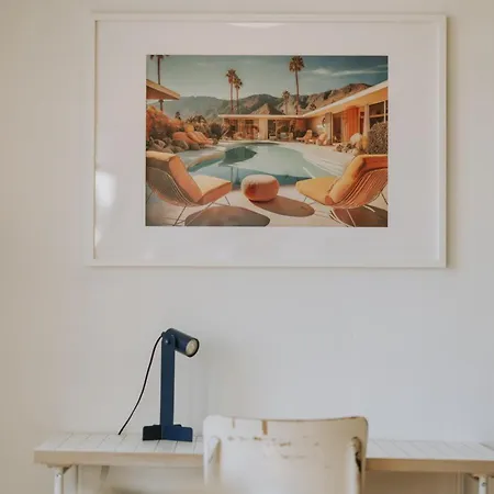 1 Bedroom In Center, Place Du Marche - 3rd Floor
