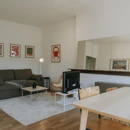 1 Bedroom In Center, Place Du Marche - 3rd Floor Appartement Luik